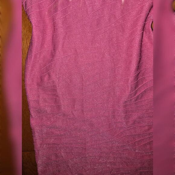 Bebe M/L Pink Shimmer Bodycon Mini Dress Ruched Texture Party Club Dress - Picture 3 of 4